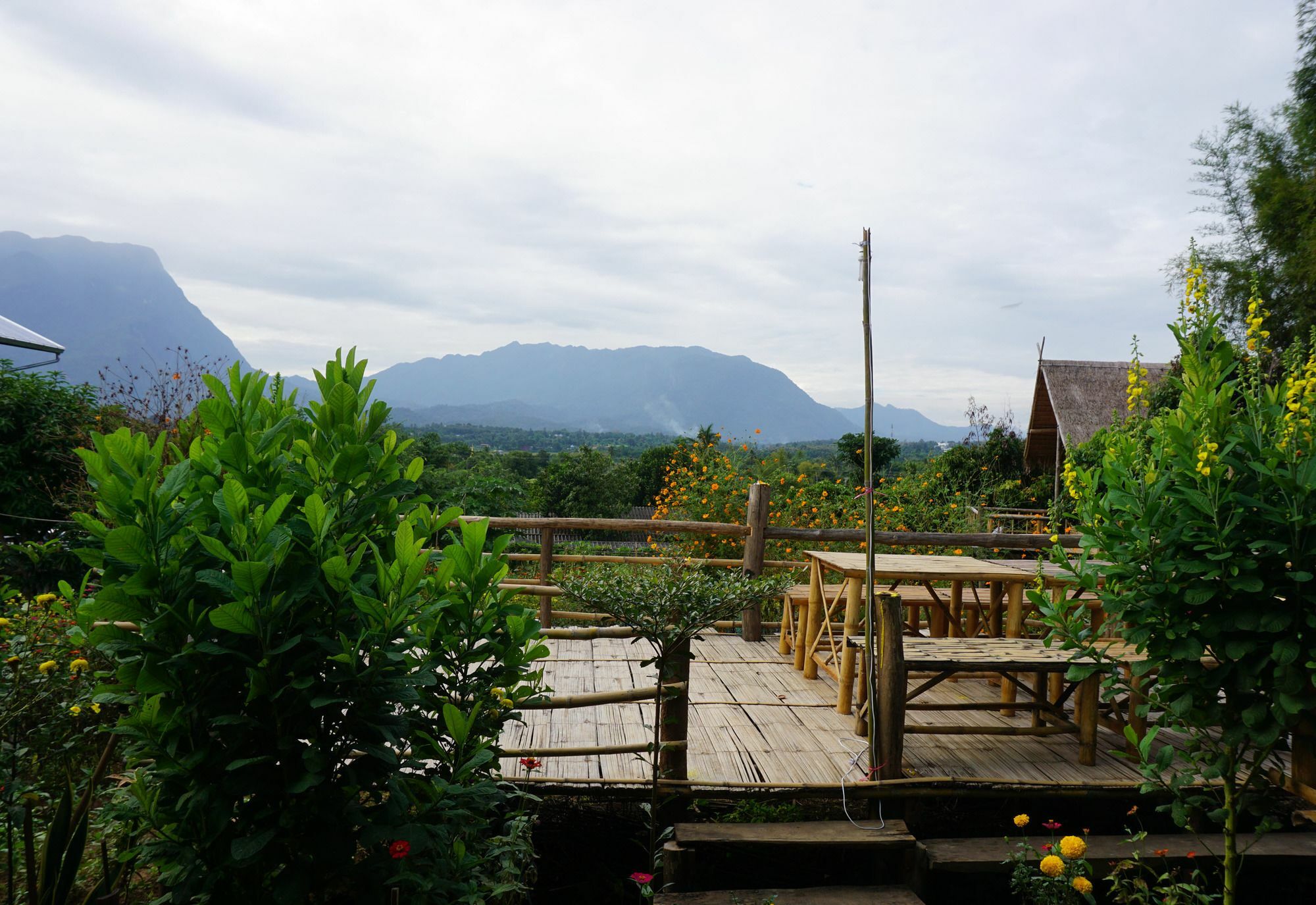 Baan Aingdoi Homestay, Chiang Dao Luaran gambar