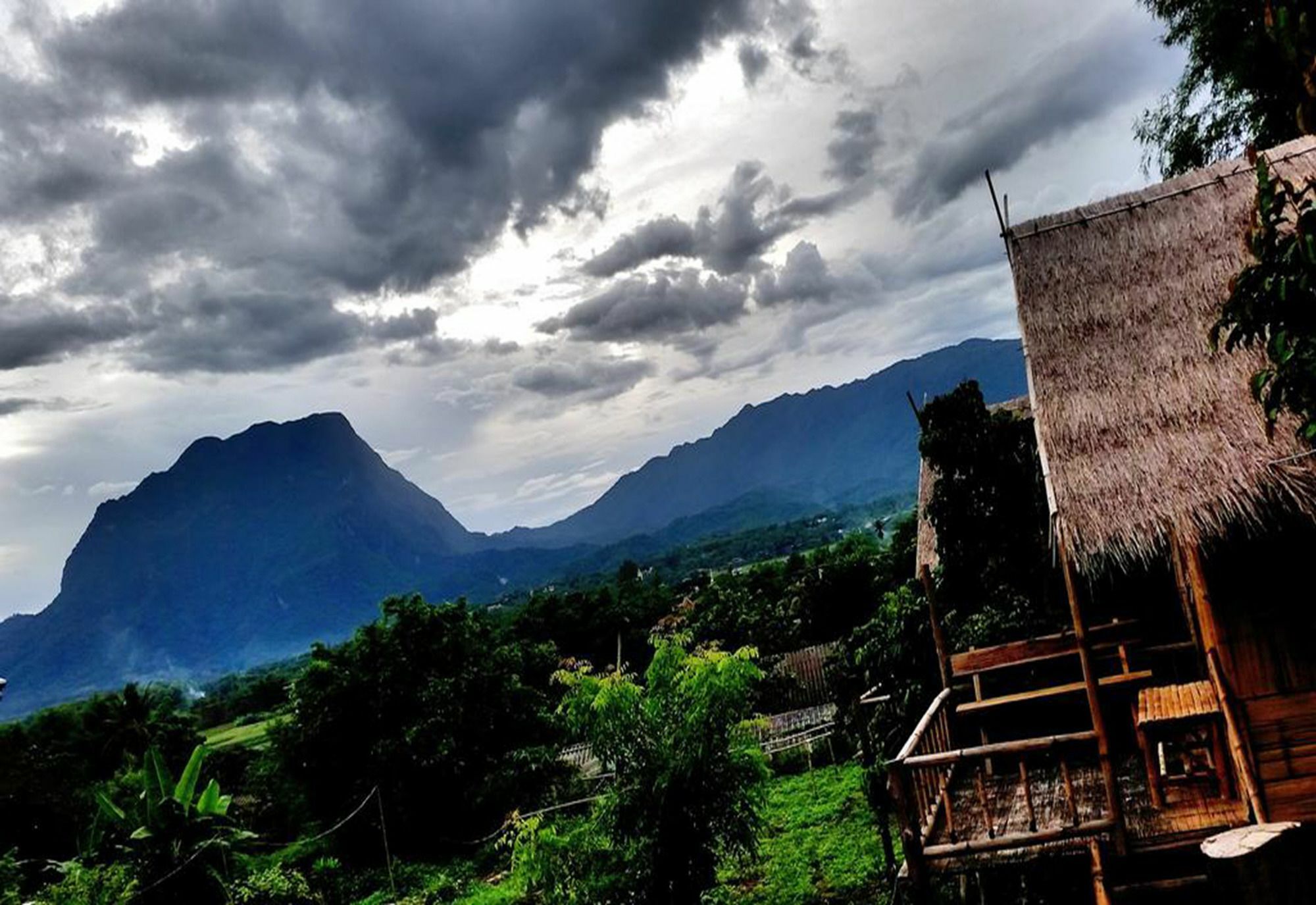Baan Aingdoi Homestay, Chiang Dao Luaran gambar
