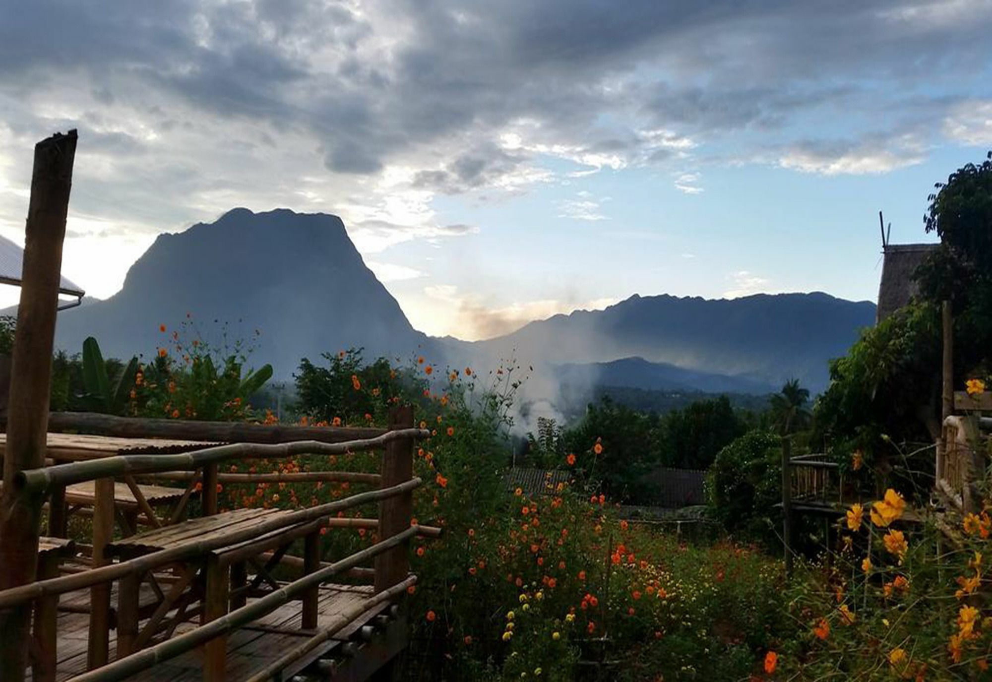 Baan Aingdoi Homestay, Chiang Dao Luaran gambar