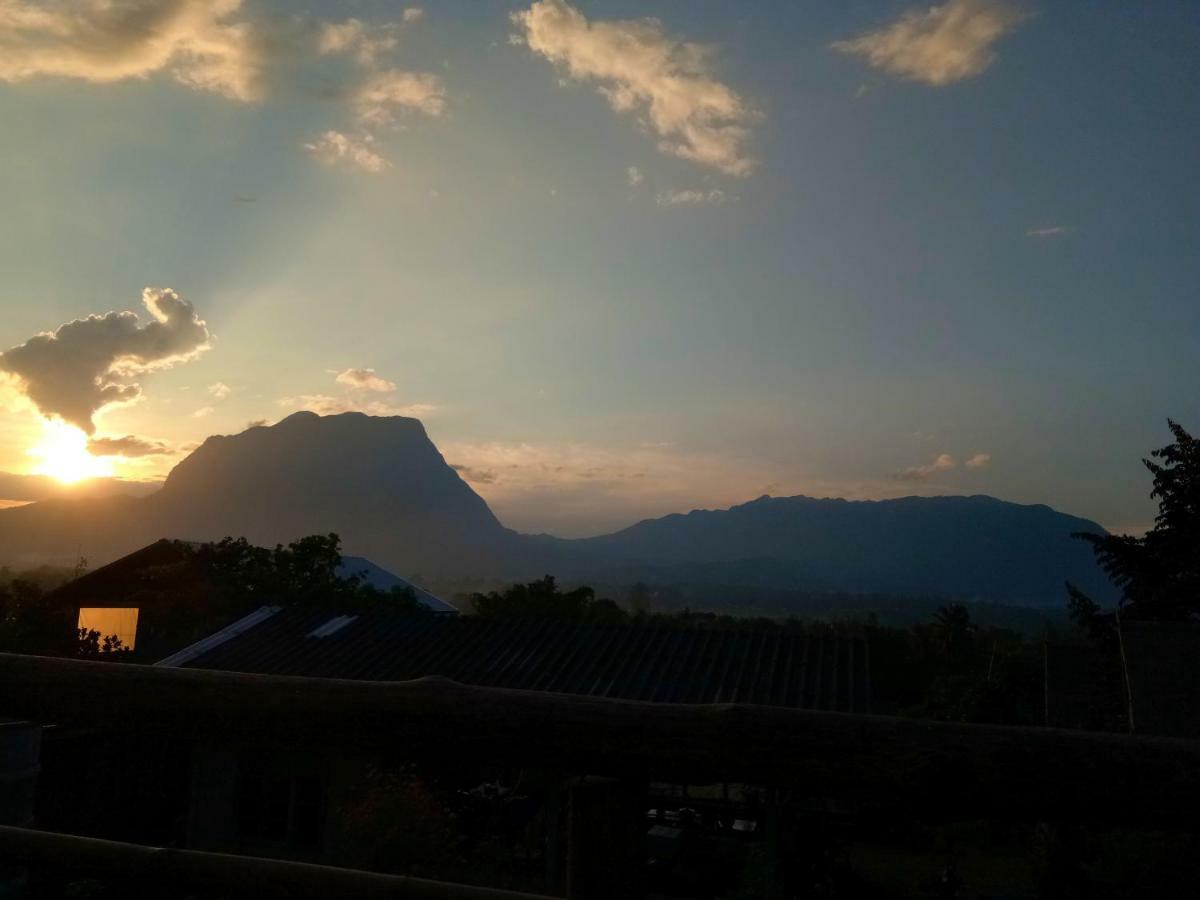 Baan Aingdoi Homestay, Chiang Dao Luaran gambar