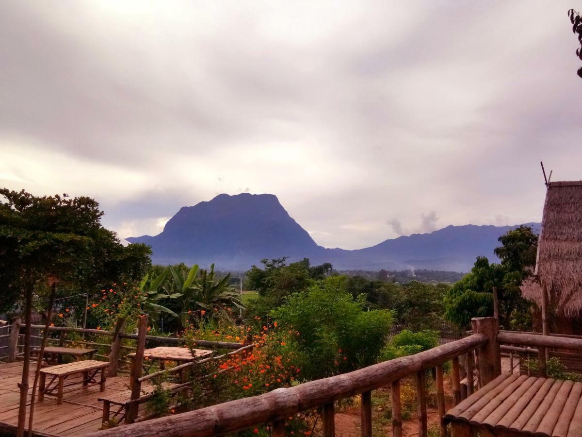 Baan Aingdoi Homestay, Chiang Dao Luaran gambar