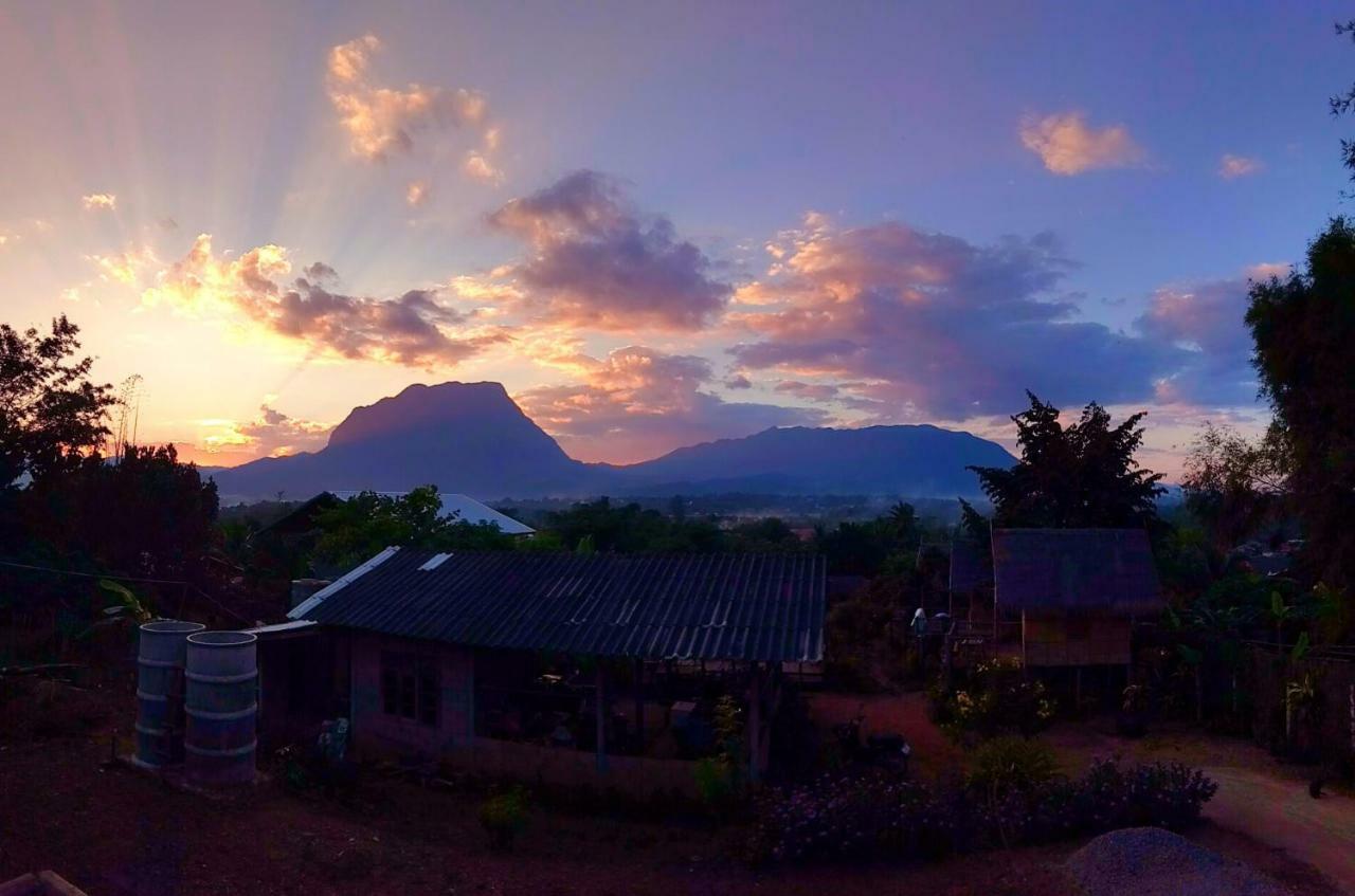 Baan Aingdoi Homestay, Chiang Dao Bilik gambar
